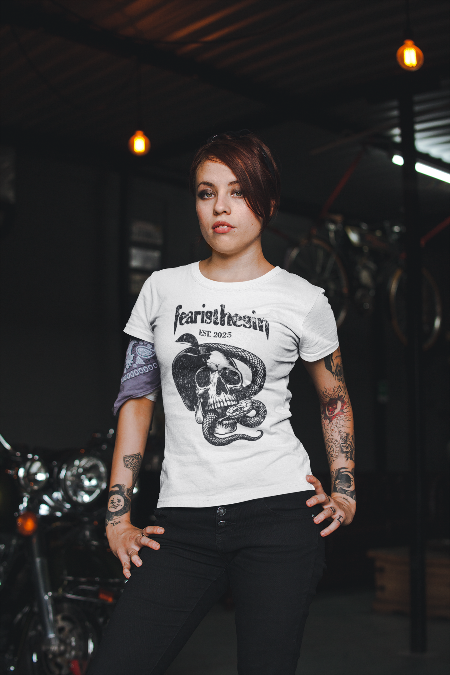 "APPLE SKULL" TEE