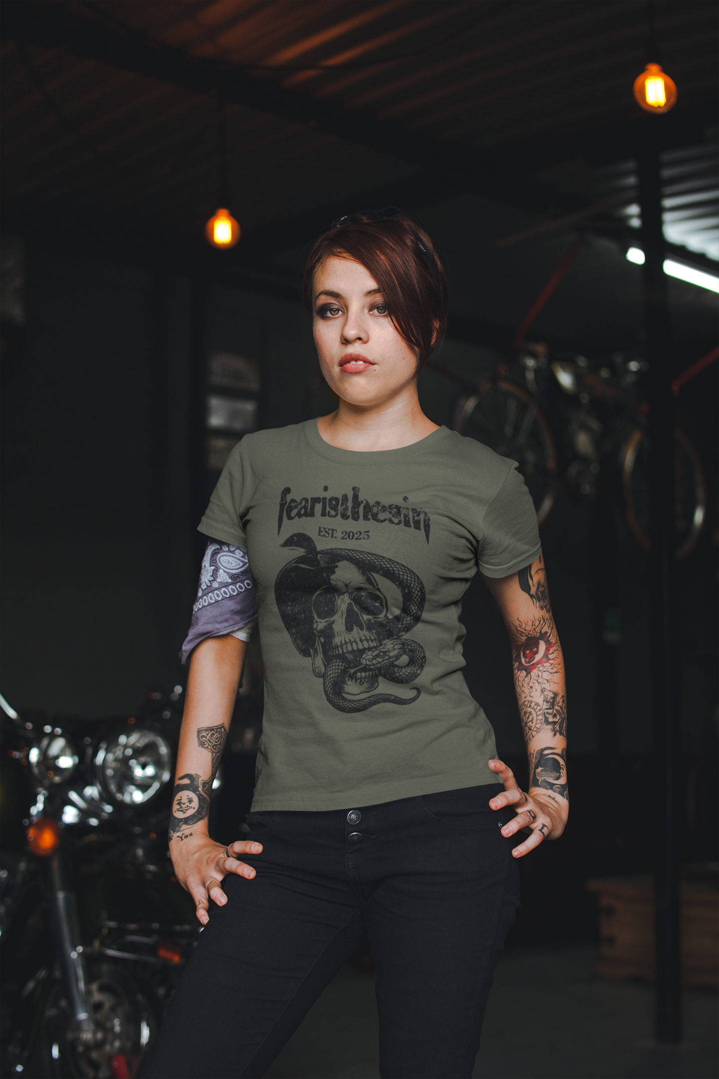 "APPLE SKULL" TEE