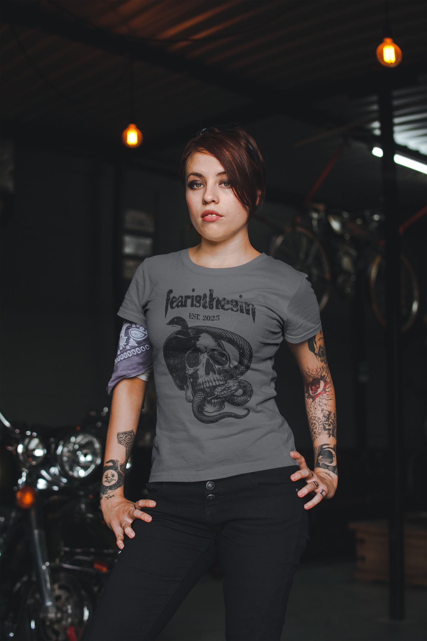 "APPLE SKULL" TEE